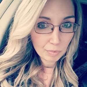 Meet your Posher, Theresa